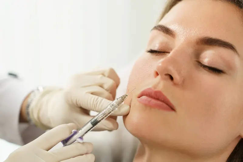 Filler viso a Milano centro - Medicina estetica con acido ialuronico
